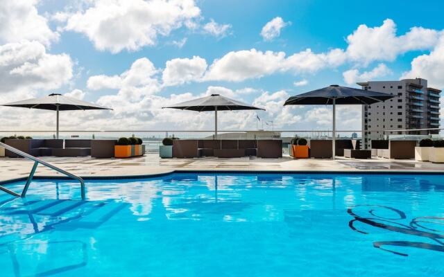 Auckland Centre with Pool and Gym