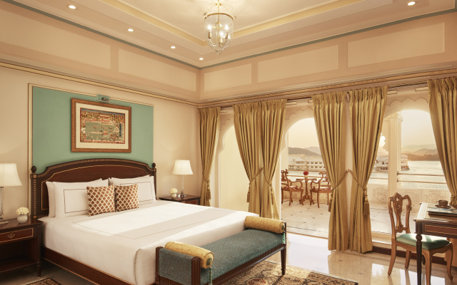 Taj Fateh Prakash Palace