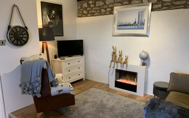 Characteristic & Cosy Self-contained 1 Bed Annexe