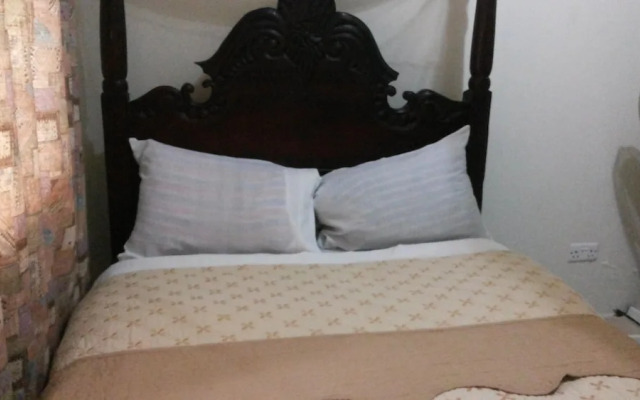 Slumberland Hotel