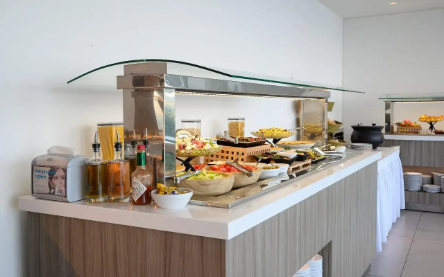 Ray Hotel Corfu