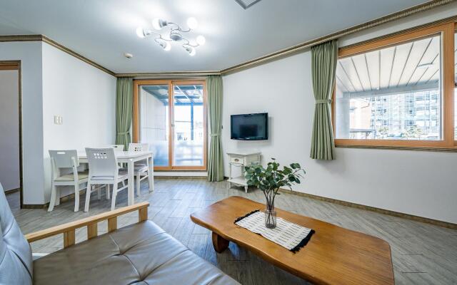 Gangneung Gyeongpogugosegamyun pension