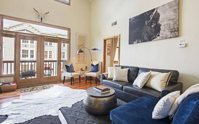 Lift Lodge Condo