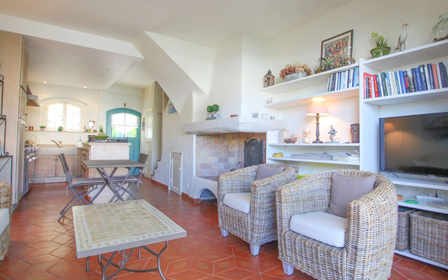 Charming Holiday Home With Terrace