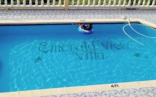 Emerald View Resort Villa