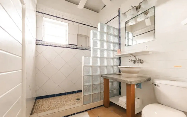 Cayo Loco 1 Bedroom Home