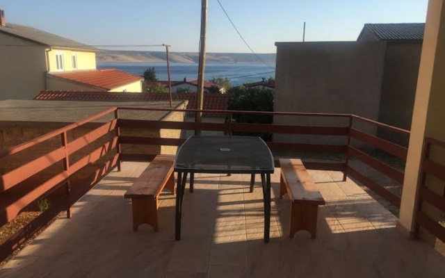 Apartment Sunny  - sea side terrace & parking: A2 Starigrad-Paklenica, Zadar riviera