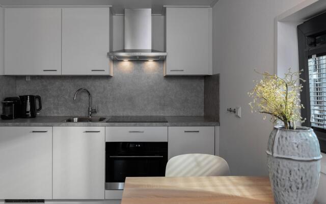 Modern tiny house with dishwasher, beach at 500m