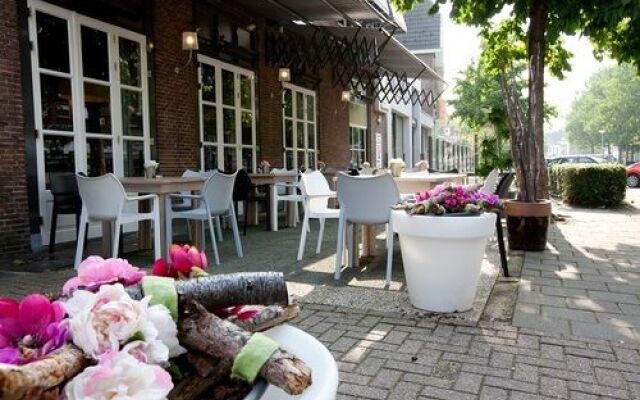 Linge Hotel Elst