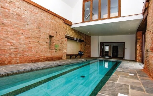 Water Bridge Farmhouse