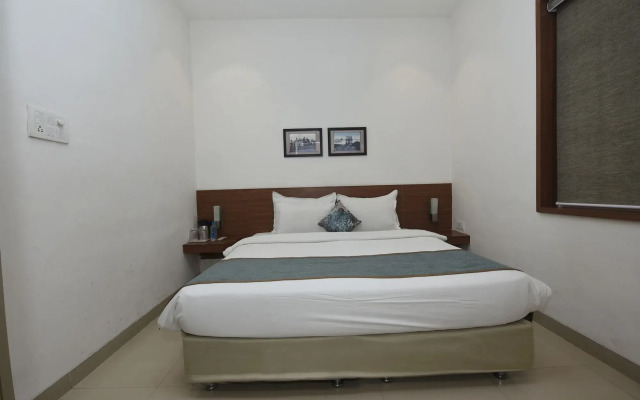 Kwality's Motel Shiraz