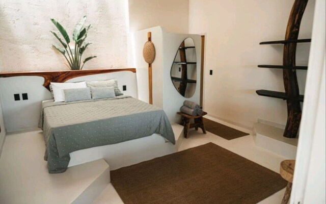 Outro Beach Club Hotel