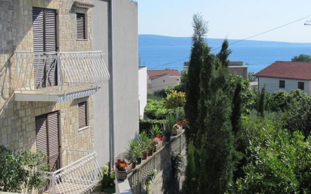 Stan - 150m from the sea - A2 prizemlje(4+2)