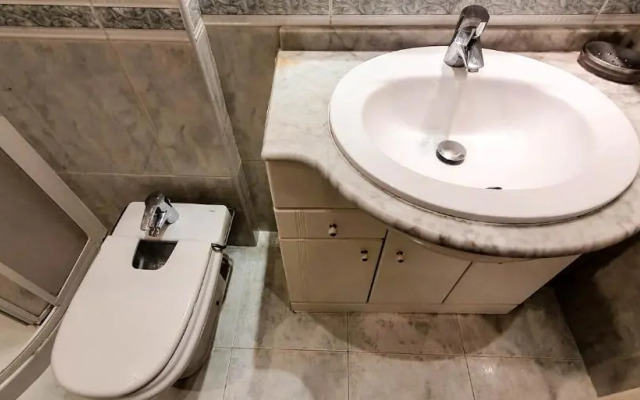 Skol 335. Fantastic Beachfront Apartment Facing South.