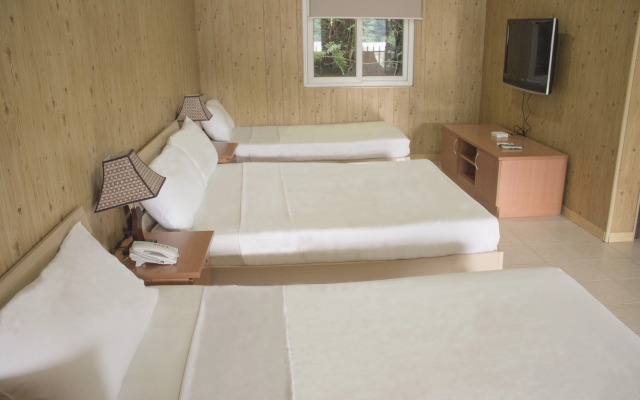 Forest Crest Nature Hotel and Resort Powered by ASTON