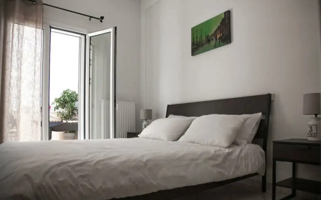 Thisio Modern House