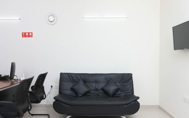 OYO 13917 Daniel's Silver Oak serviced apartments