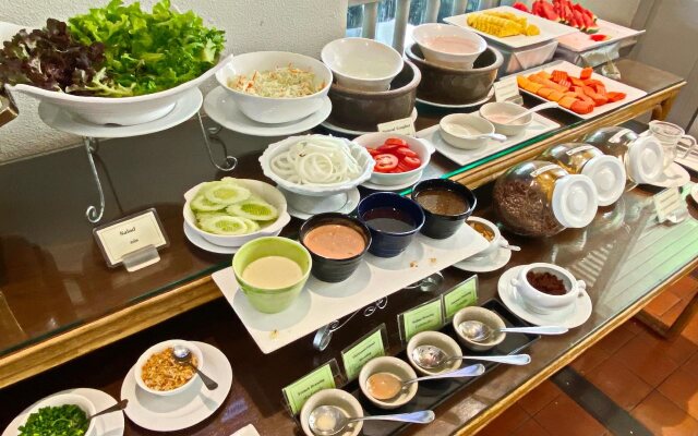 Silom Serene, a Boutique Hotel
