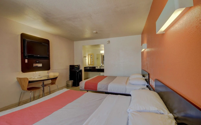 Motel 6 San Antonio Ft Sam Houston