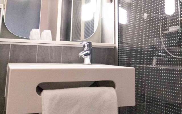 ibis Paris Gennevilliers