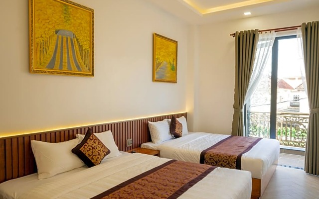 La Fleur Premium Central Apartment