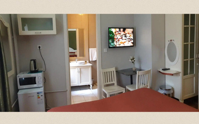 Hotel Taksim Home