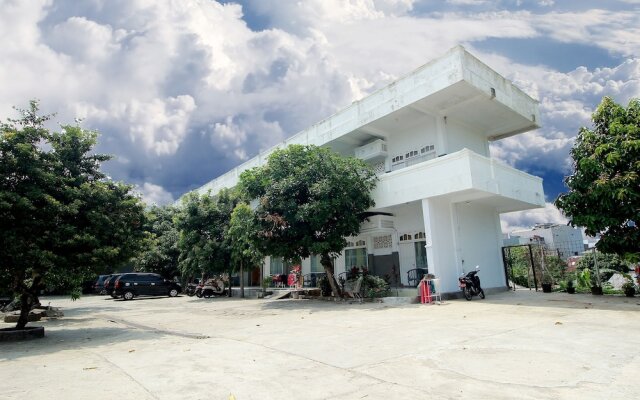 Oyo 1669 Hotel Vista Syariah