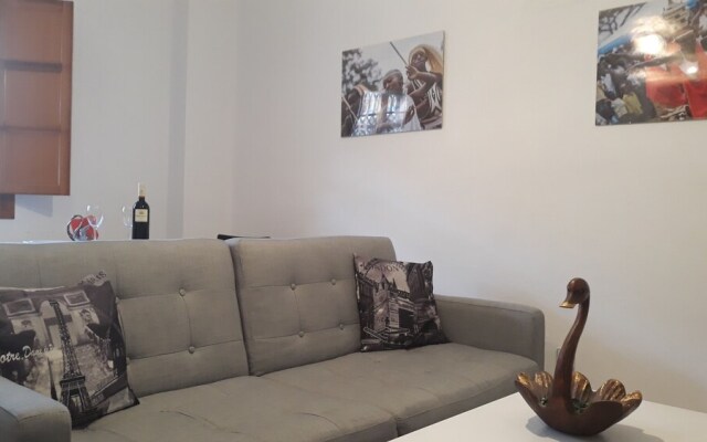 Deluxe Plaza Encarnación