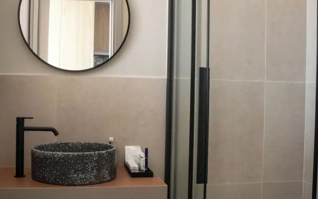 Alinea Lano Old Town Center