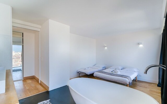 360 ° Panoramic View on ALL Marseille!