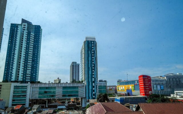Strategic Location Mediterania Gajah Mada Apartment