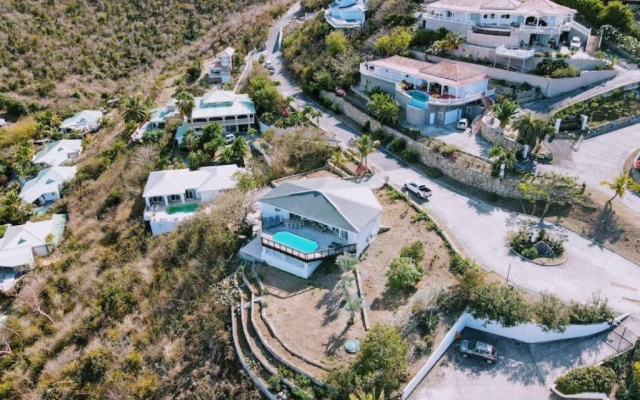 Villa Blue Dreams, Sublime Sea View, 5 min from Orient Bay Beach — фото 2