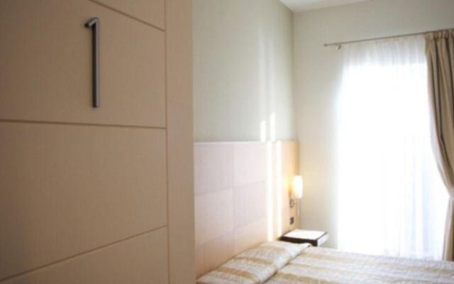 Hotel Lido di Angera