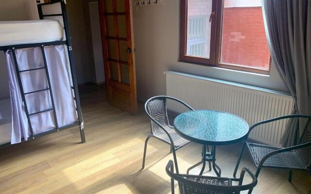 Hostel 47
