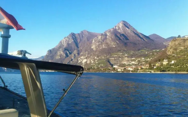 Boats & Breakfast Iseo Lake Pisogne 2