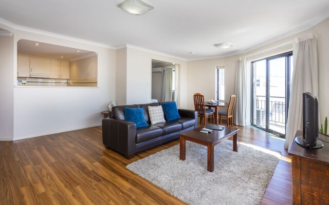 Perth West End Apartment 406