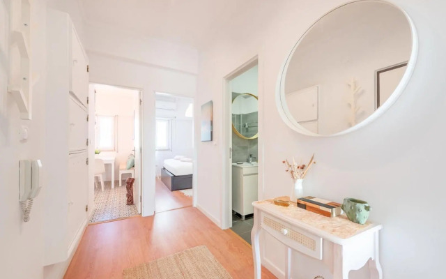 GuestReady - Vibrant 2BR Apartment