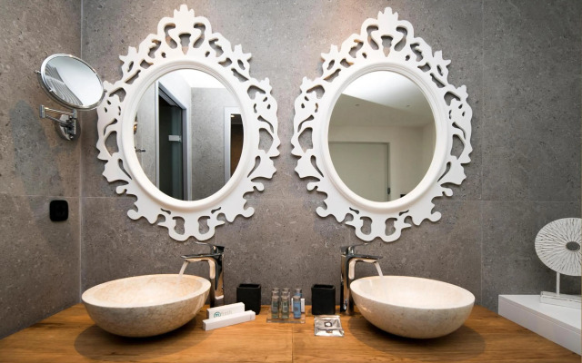 Insula Alba Resort & Spa