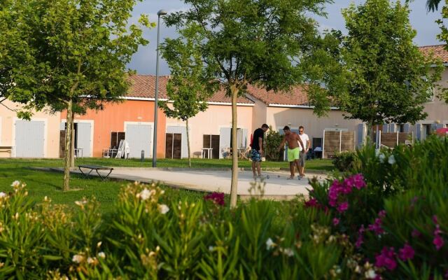 Semi-detached Home in Mediterranean Style in Languedoc