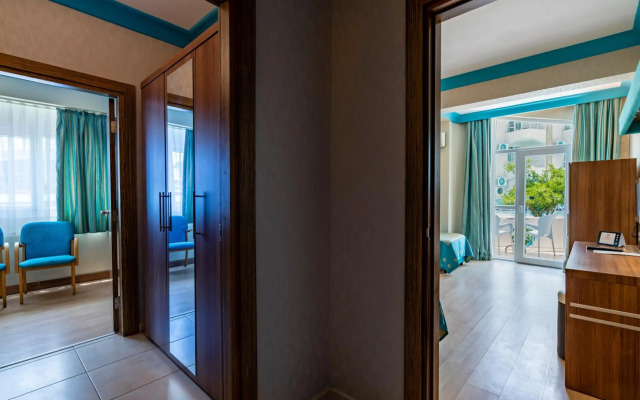 Miarosa Kemer Beach Hotel