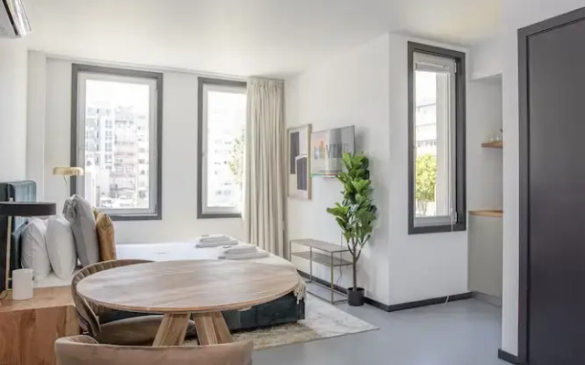 Liiiving in Porto - City Delight Studio II
