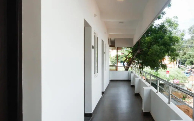 Blue Falls Resort by OYO Rooms