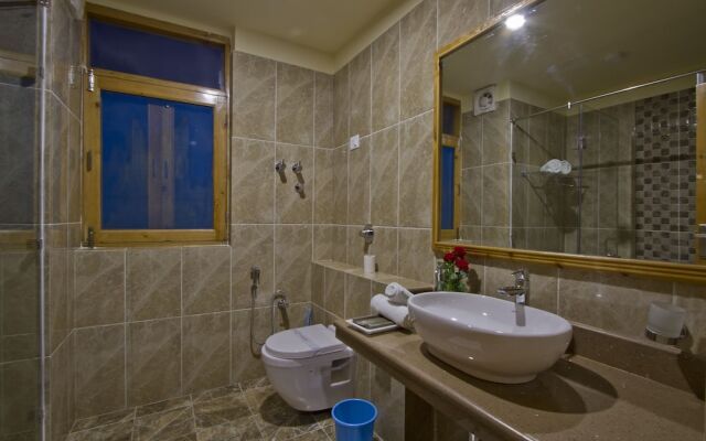 Foghills Cottages Manali