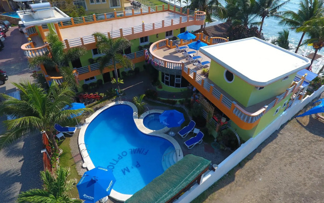 P and M Final Option Hotel