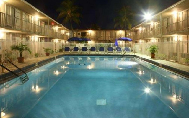 Ramada Stuart