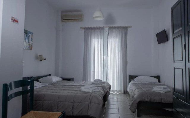 Soula Rooms Tinos
