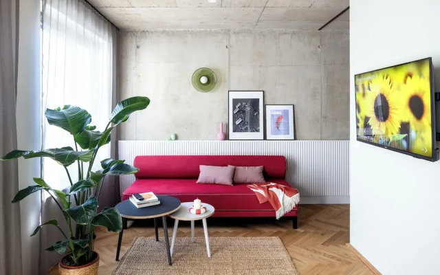 MILESTONE Vienna Erdberg by Tribera