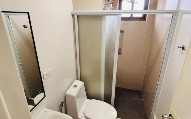 Minimalist Comfort Modern Stay & Cozy Vibes