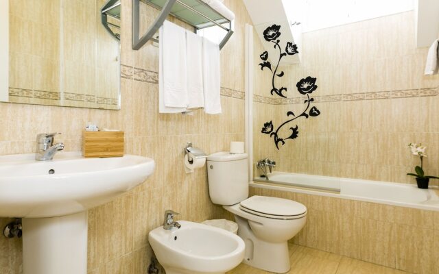 Real del Tivoli Two Rooms and Parking free
