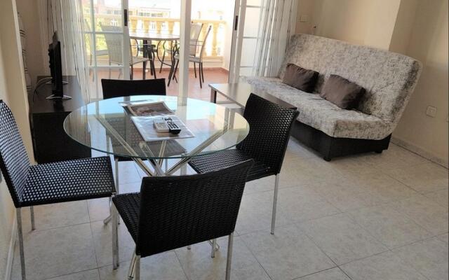 Apartamentos Marina Port